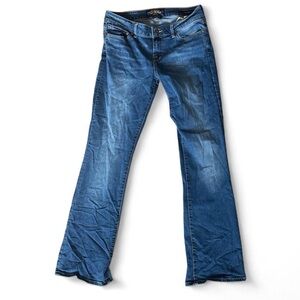Lucky Brand Lolita Boot blue bootcut medium to dark wash jeans